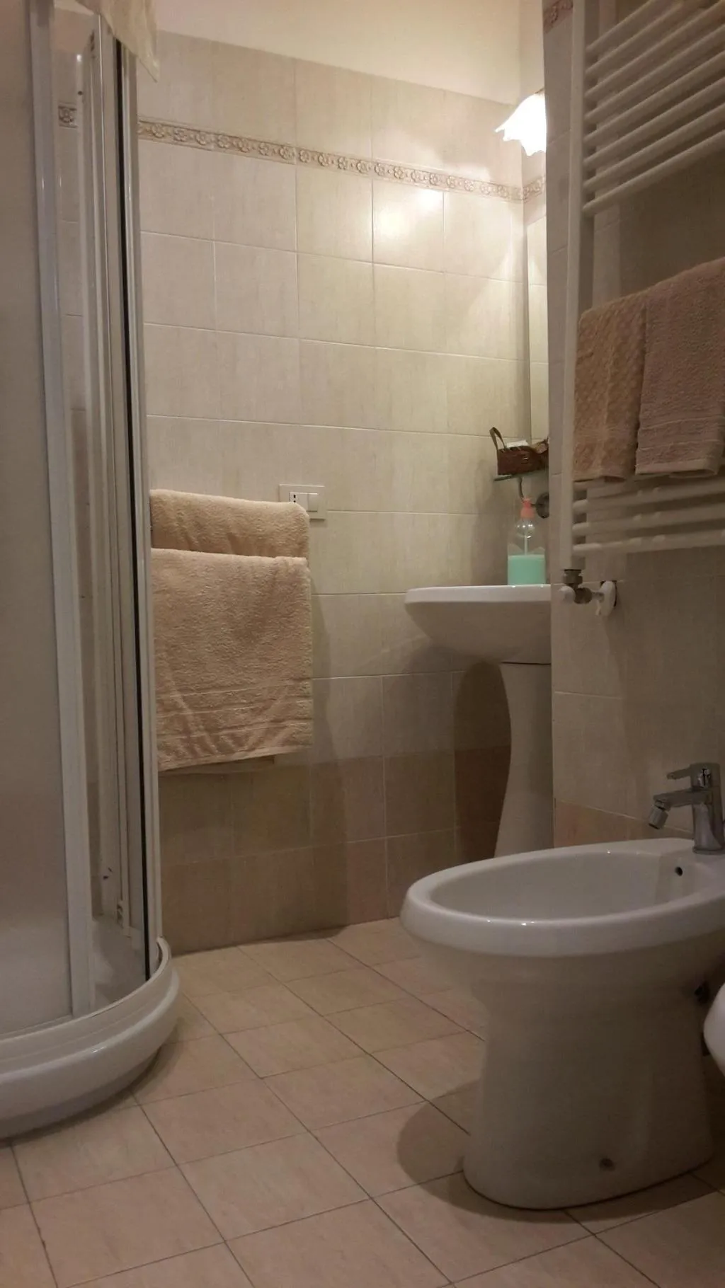 Room, B&B Rupe Antica, Rome