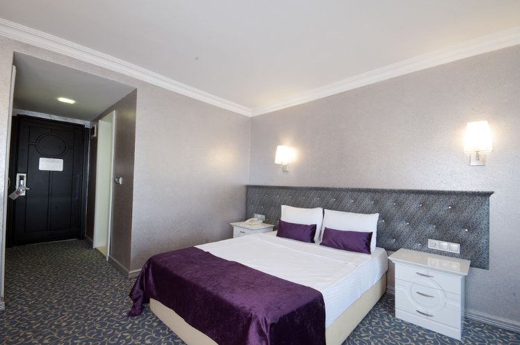 Caprice Beach Hotel instead of Luna Beach Deluxe Hotel, Dalaman