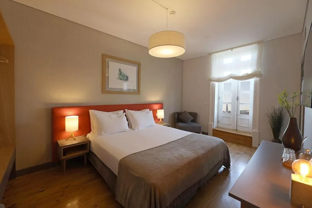 Room, Feels Like Home Santa Catarina Prime Suites, Porto