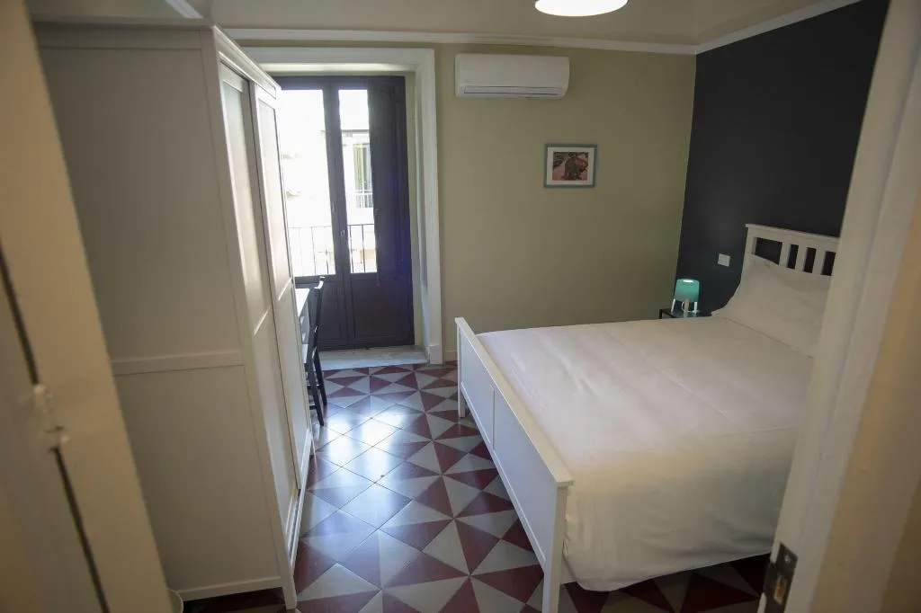 Room, Corte dei medici - Palace, Catania