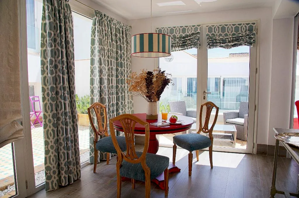 APARTMENT DELUXE Room, Overland Suites Catedral Luxury Apartments, Seville