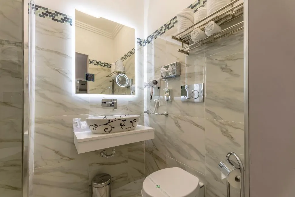 DOUBLE ECONOMY Room, THE ONE Boutique Hotel & SPA Rome, Rome