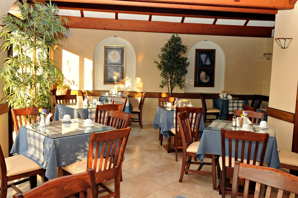 Restaurant, Athena, Samos
