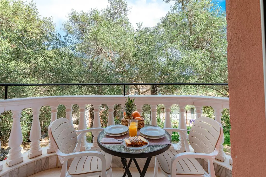 Double or Twin SUPERIOR KING BED Room, Korina Apart Hotel, Corfu