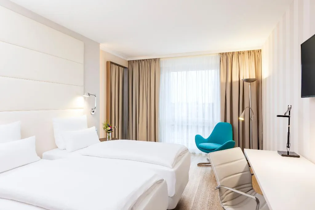 DOUBLE SINGLE USE STANDARD Room, NH Berlin Alexanderplatz, Berlin