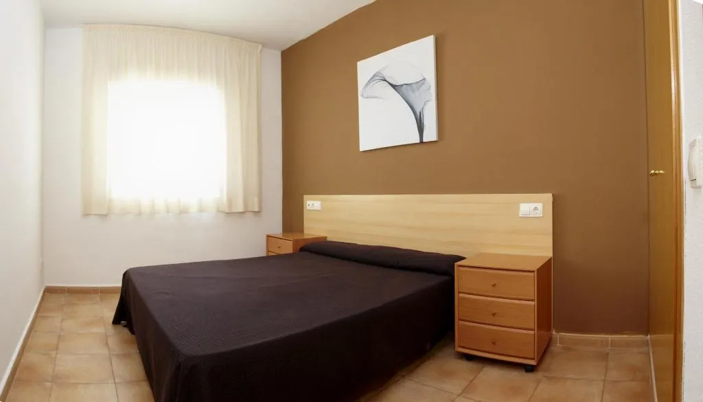 APARTMENT CAPACITY 6 THREE BEDROOM Room, Villas Cumbres, Costa Dorada