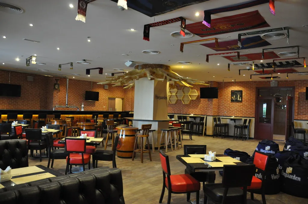 Bar, Fortune Park Hotel, Dubai