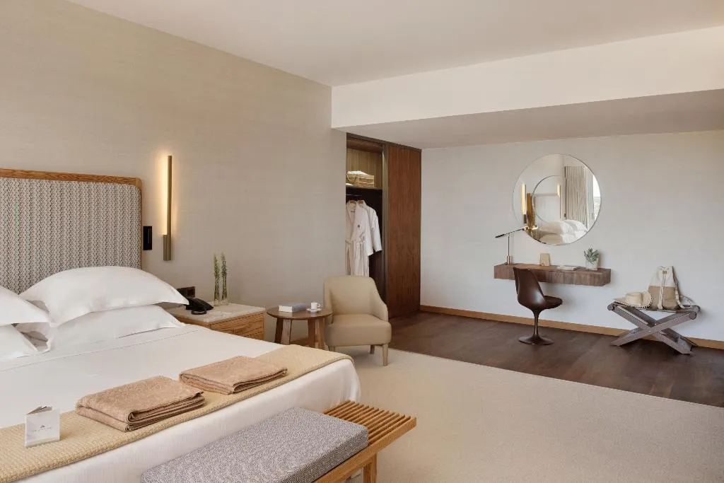 SUITE LUXURY SEA VIEW Room, Grecian Park, Cyprus