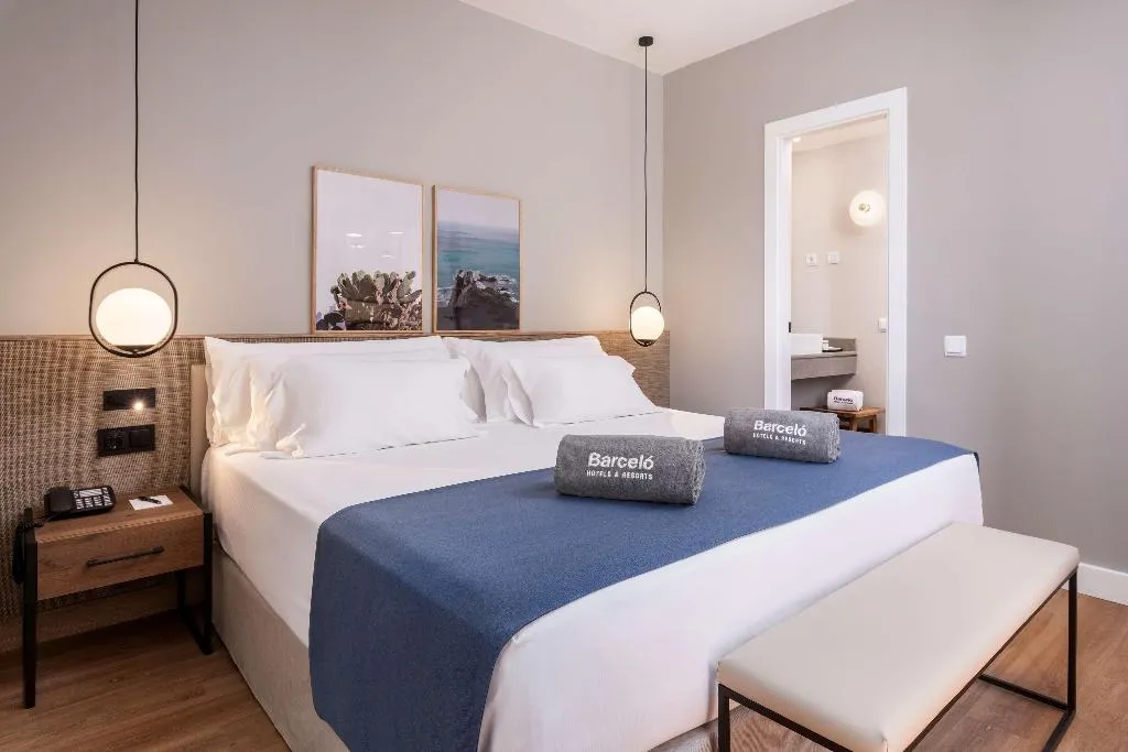 JUNIOR SUITE DELUXE Room, Barcelo Lanzarote Royal Level, Lanzarote