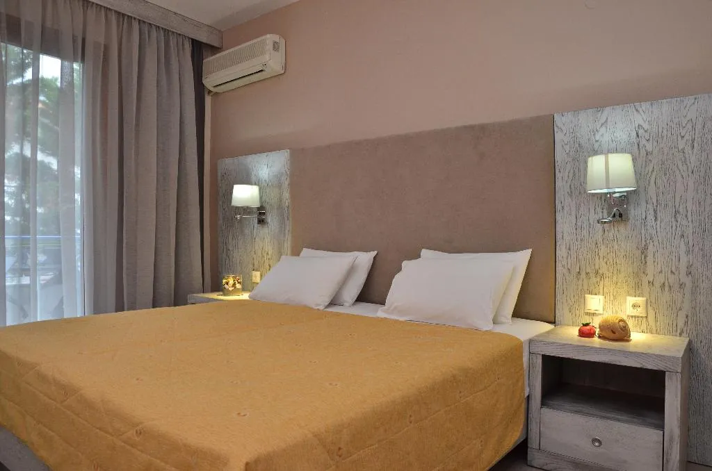 Double or Twin ECONOMY Room, Aria Hotel, Skiathos