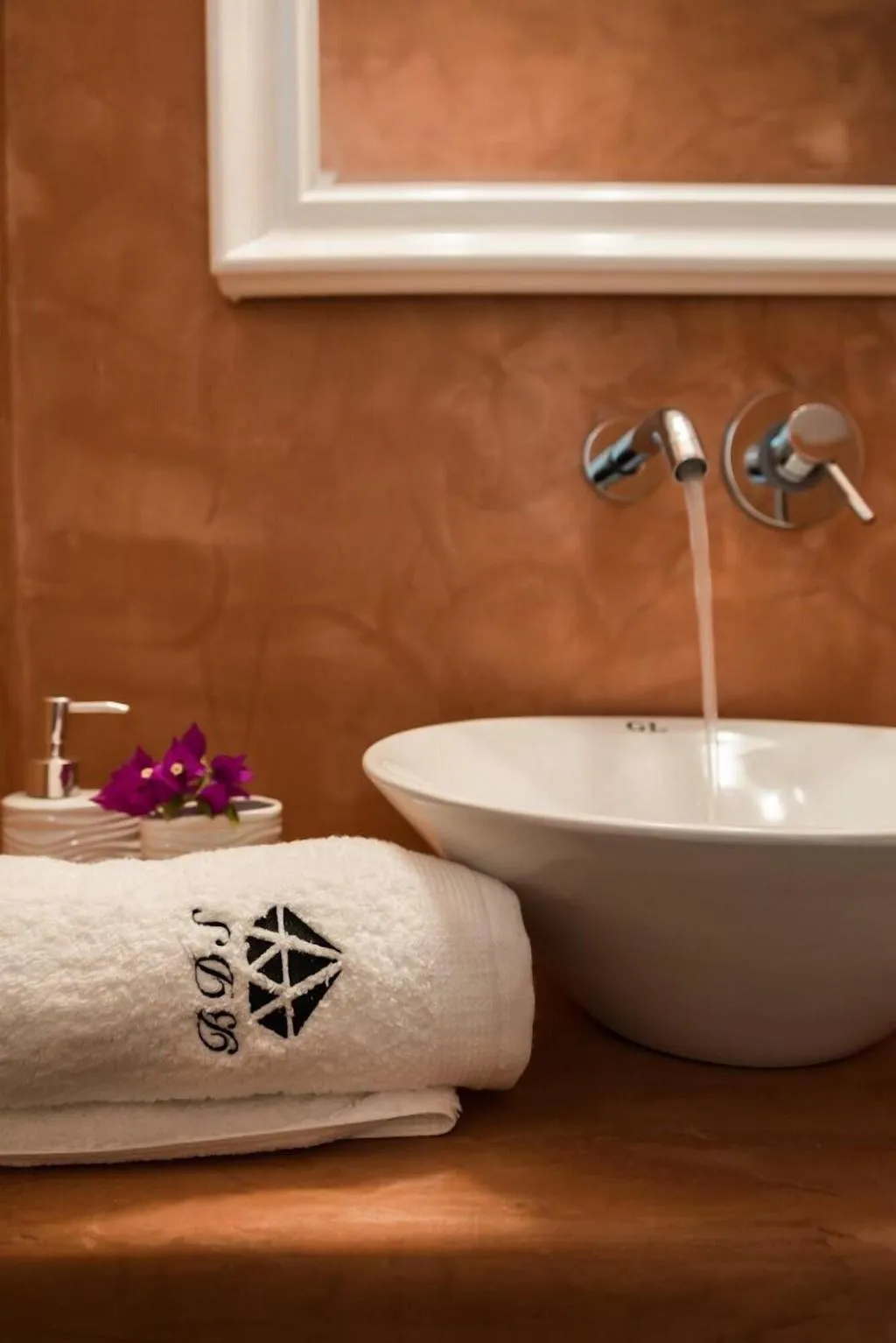 Room, Black Diamond Suites - Adults Only, Santorini
