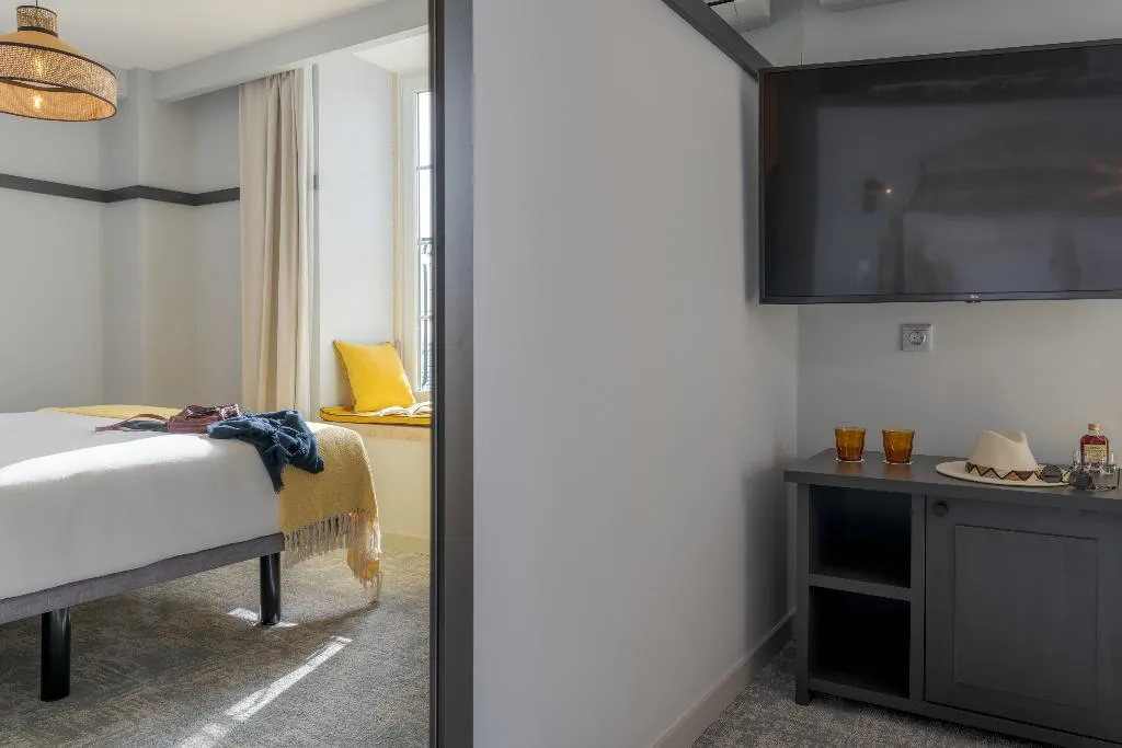 DOUBLE SUPERIOR RIVER VIEW Room, Pousada de Alfama Charming Hotel, Lisbon