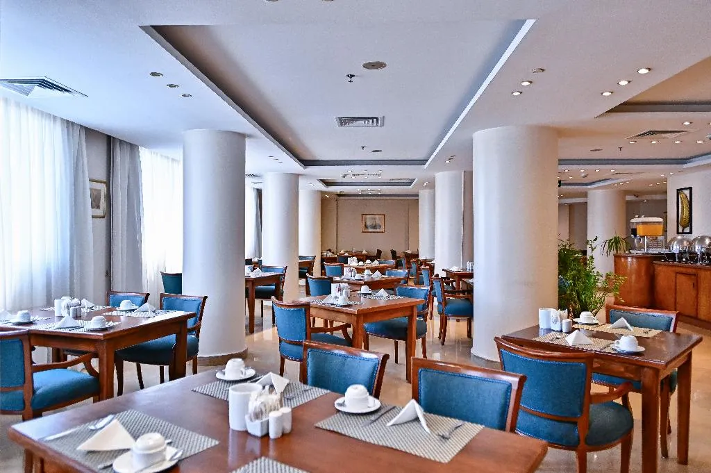Restaurant, Swiss Inn Nile, Cairo