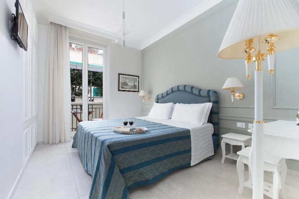 Double or Twin SUPERIOR Room, Ruins B&B, Naples
