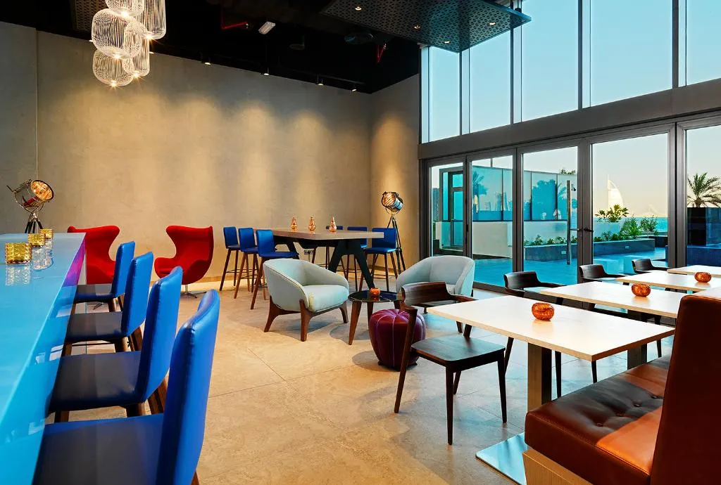 Bar, Aloft Palm Jumeirah, Dubai