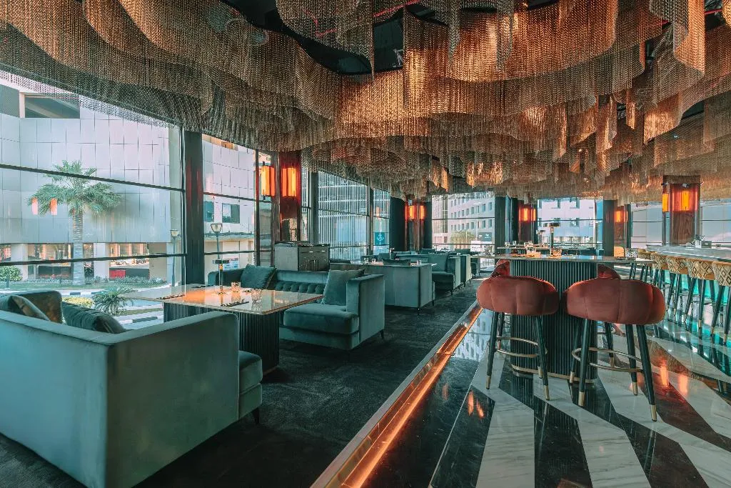 Bar, Crowne Plaza Bahrain, Bahrain