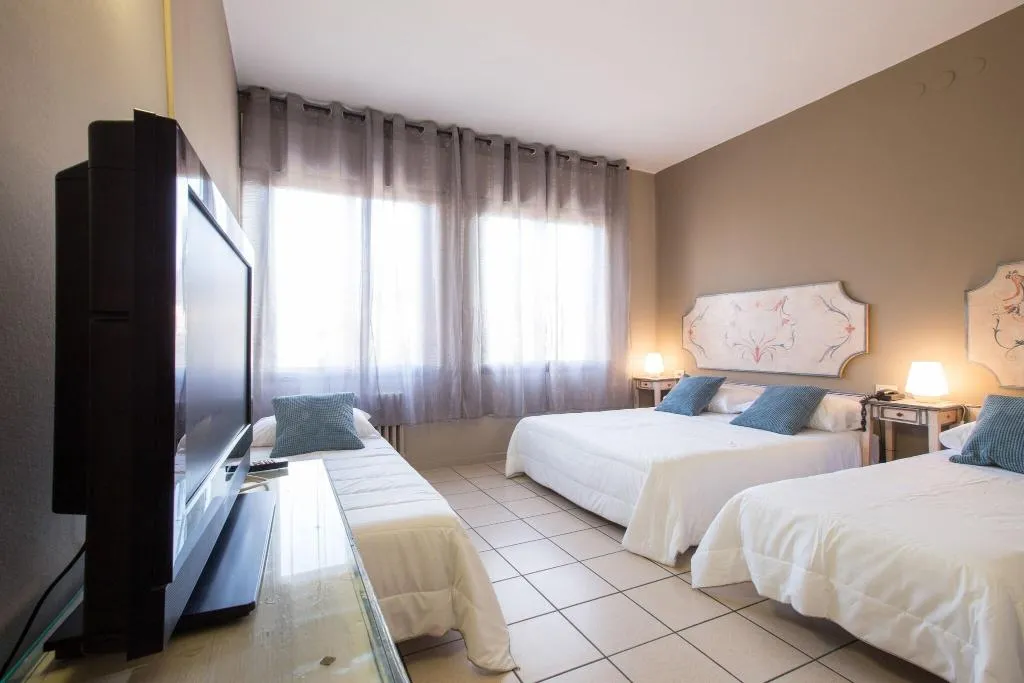 SINGLE STANDARD Room, Ariston, Venice