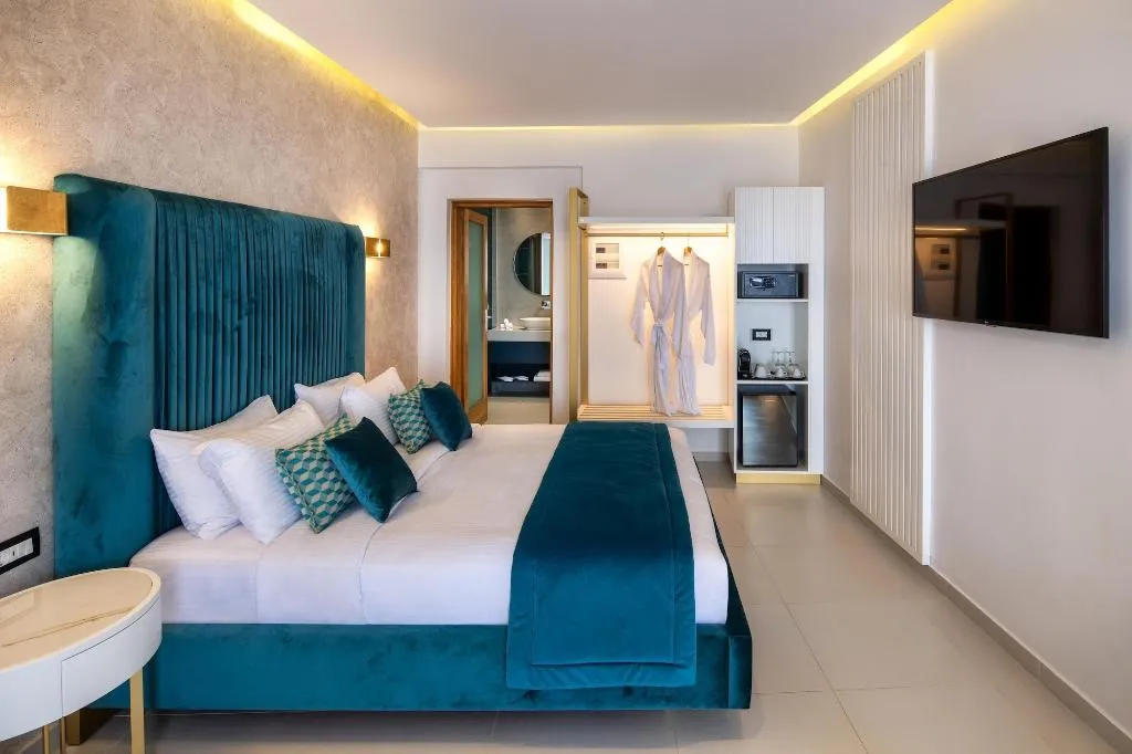 Room, Aura Suites, Santorini