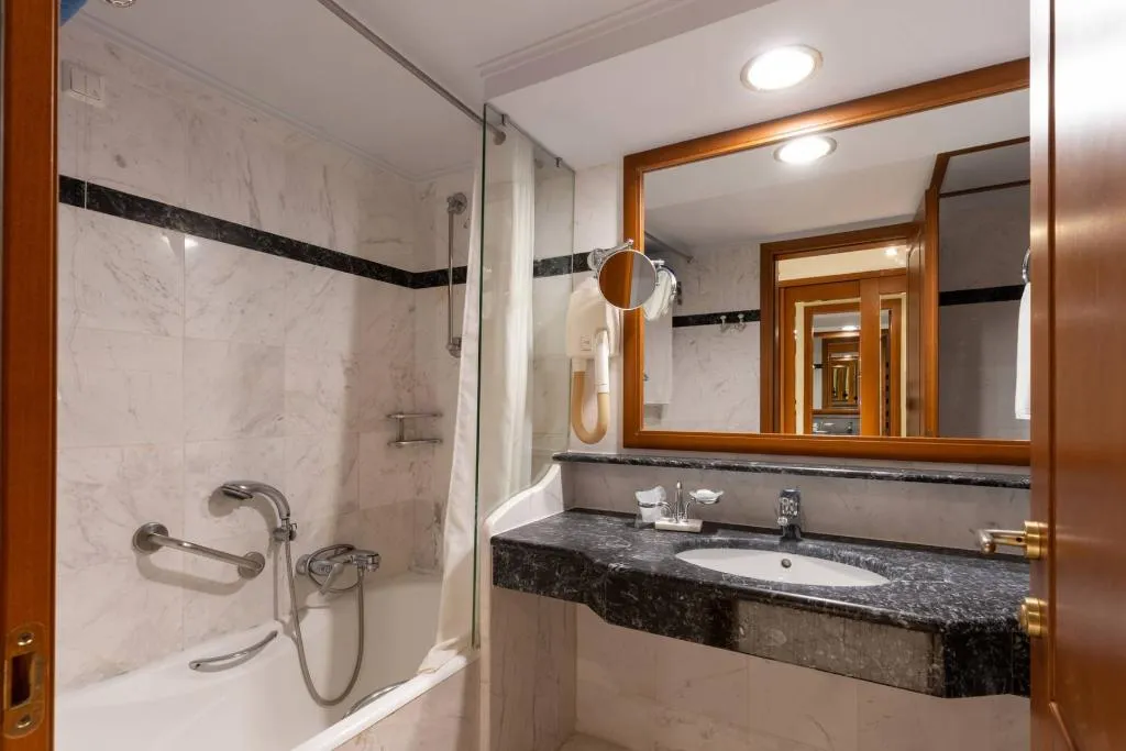Double or Twin WITH PRIVATE POOL Room, Hydramis Palace Beach Resort, Crete