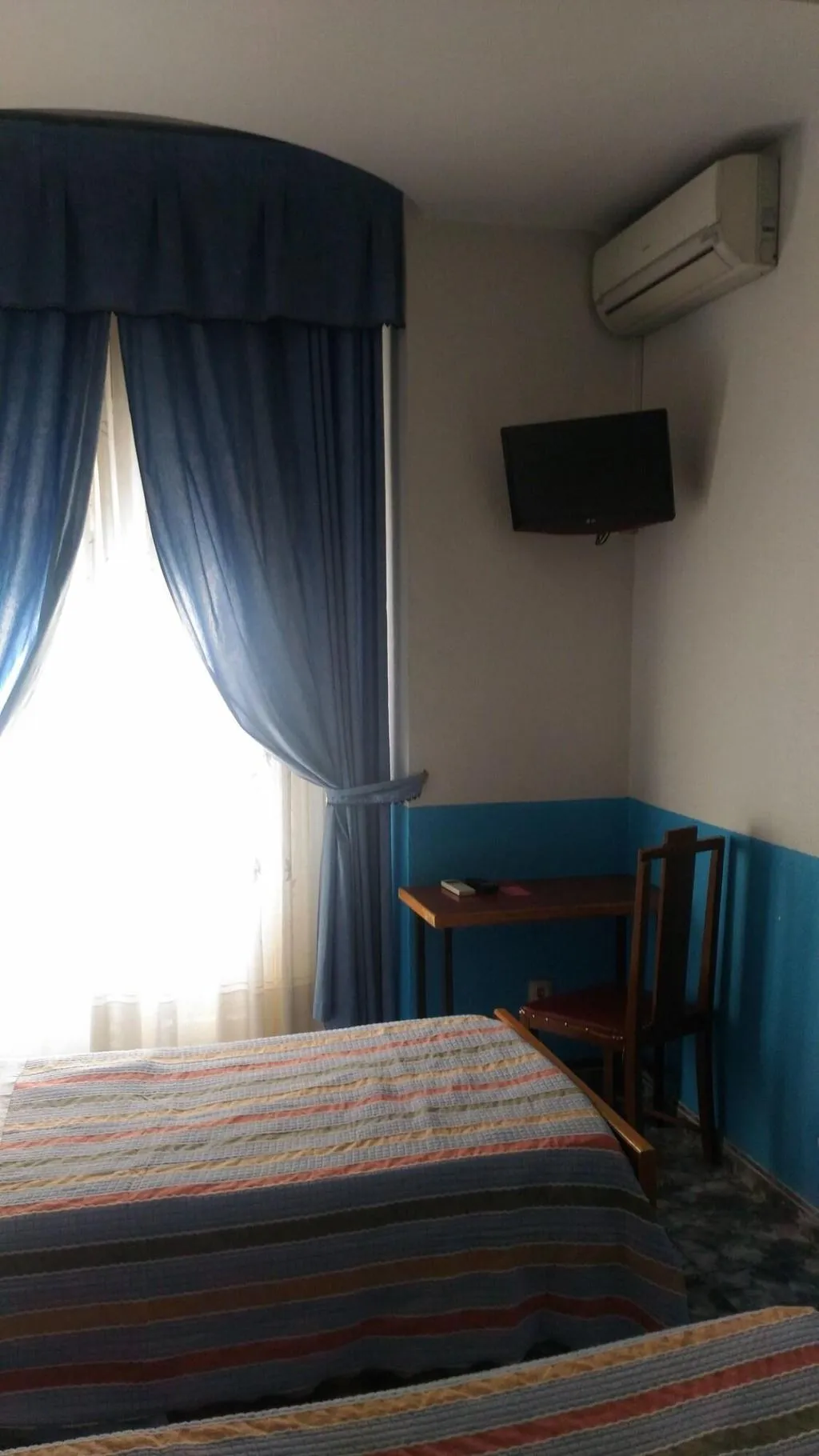 TWIN STANDARD Room, Hostal Palacios Fuencarral, Madrid
