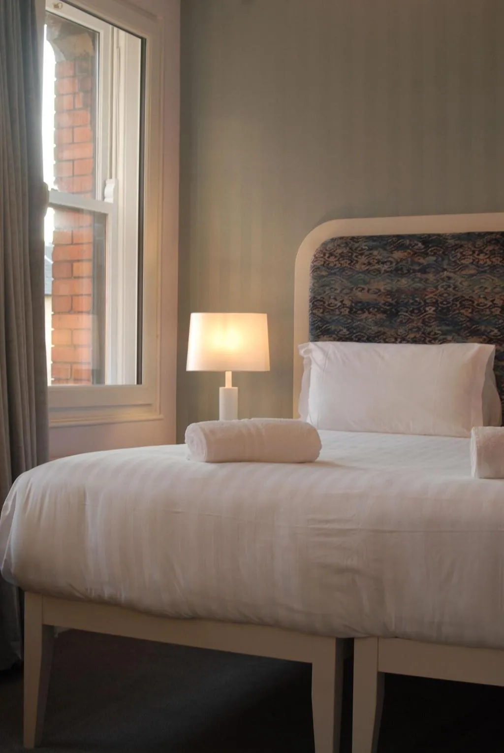 DOUBLE SUPERIOR QUEEN BED Room, Isaac's Cork, Cork