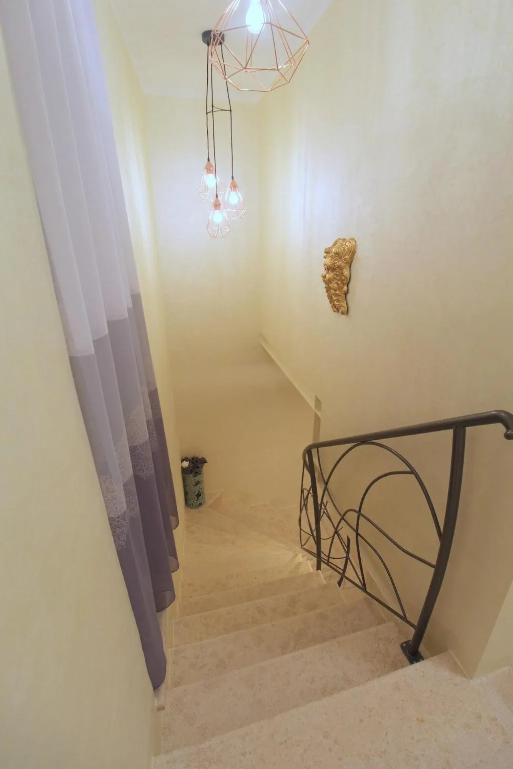 Lobby, Noemi's rooms, Istria
