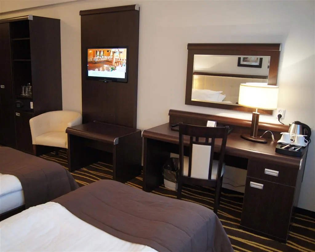 Room, BEST WESTERN PLUS Business Faltom Hotel, Gdansk
