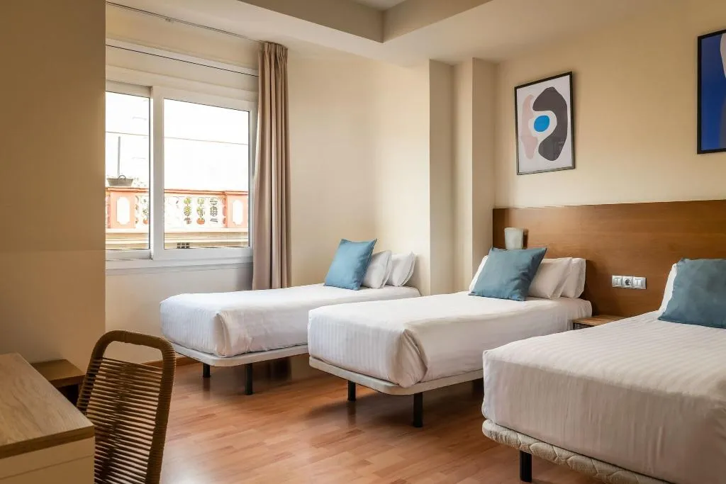 TRIPLE STANDARD Room, Erba By Pillow, Costa Brava