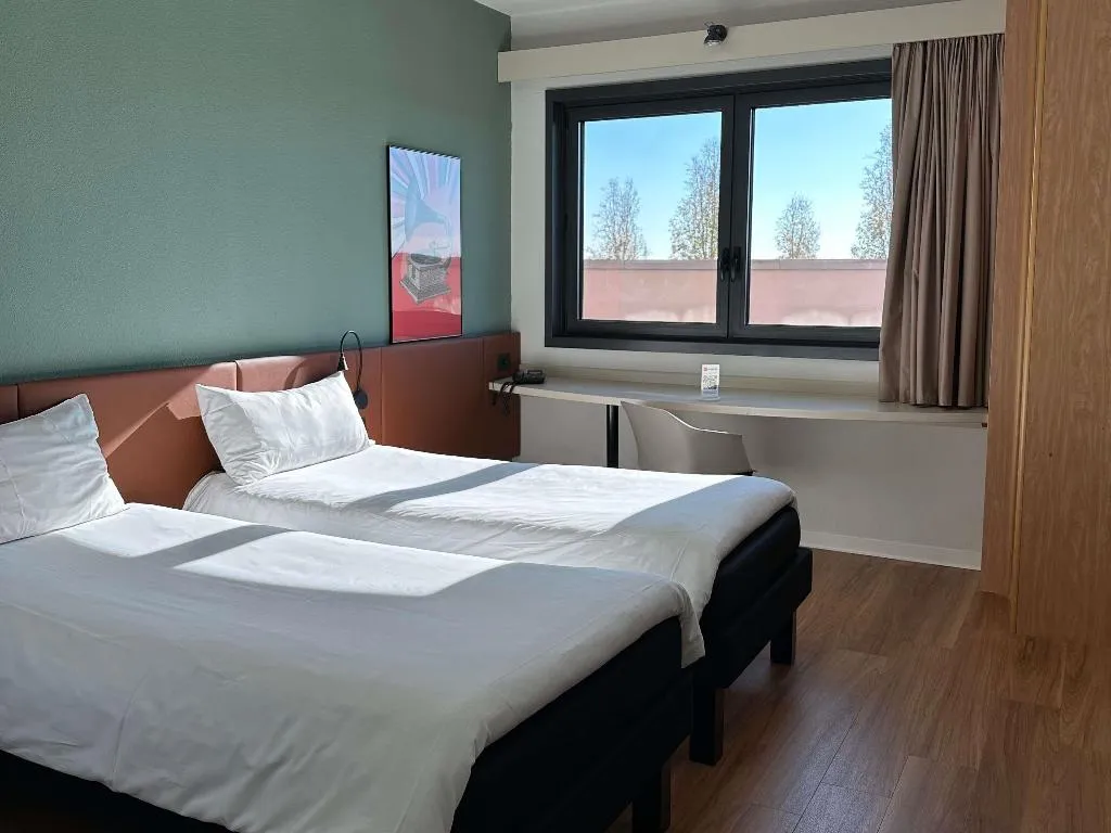 TWIN STANDARD Room, Ibis Roma Fiera, Rome