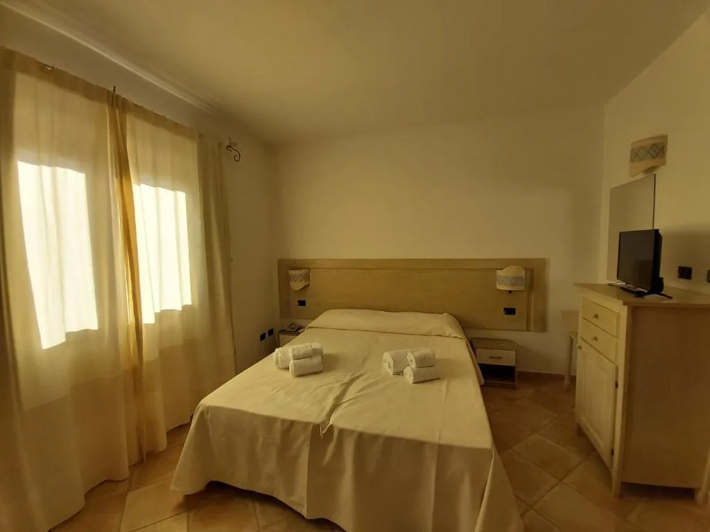DOUBLE STANDARD Room, Hotel Il Faro Di Molara, Olbia