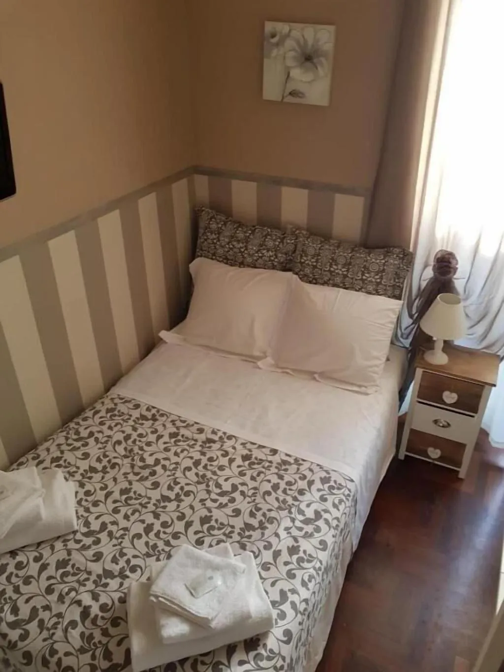 Room, Morgagni House, Rome
