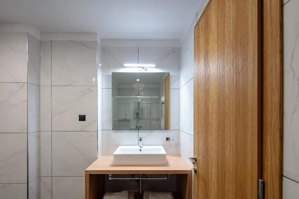 HOME TWO DOUBLE BEDS Room, The Vault Athens, Athens