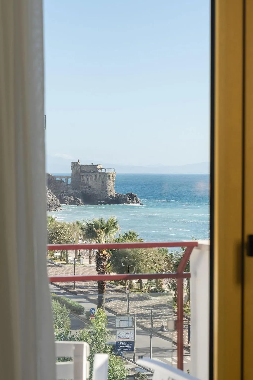DOUBLE SINGLE USE SUPERIOR WITH DOUBLE BED Room, Reginna Palace, Naples