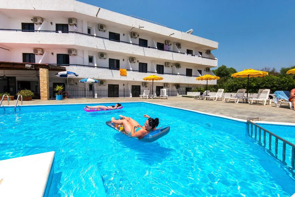 Pool, Butterfly Studios, Rhodes