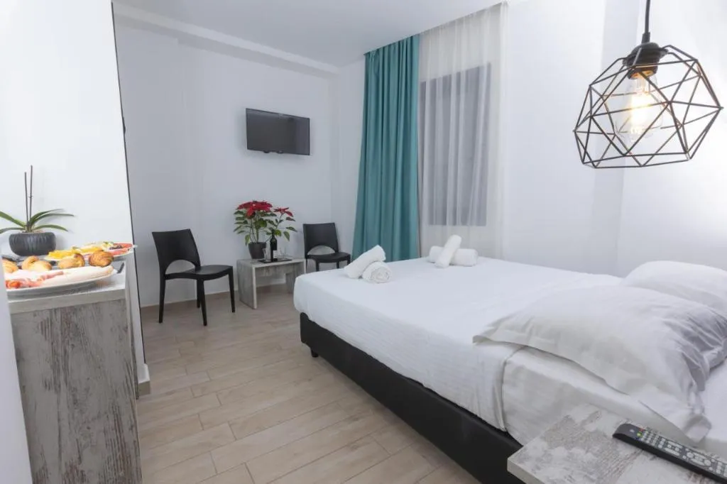 SINGLE STANDARD Room, Evita Asty, Athens