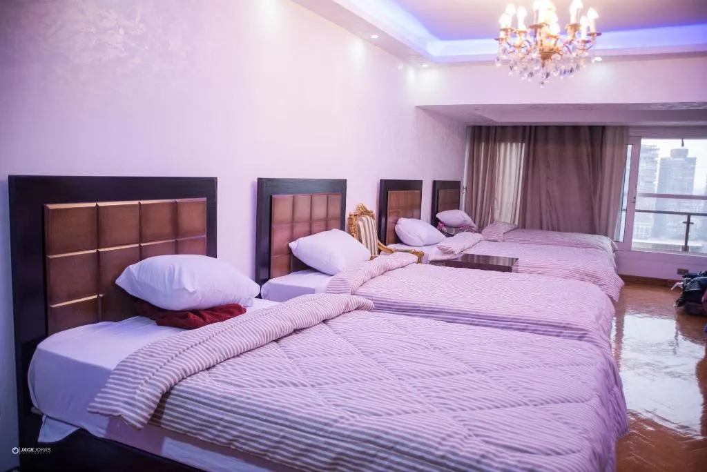 Room, Nile Sky Hotel and Suites, Cairo