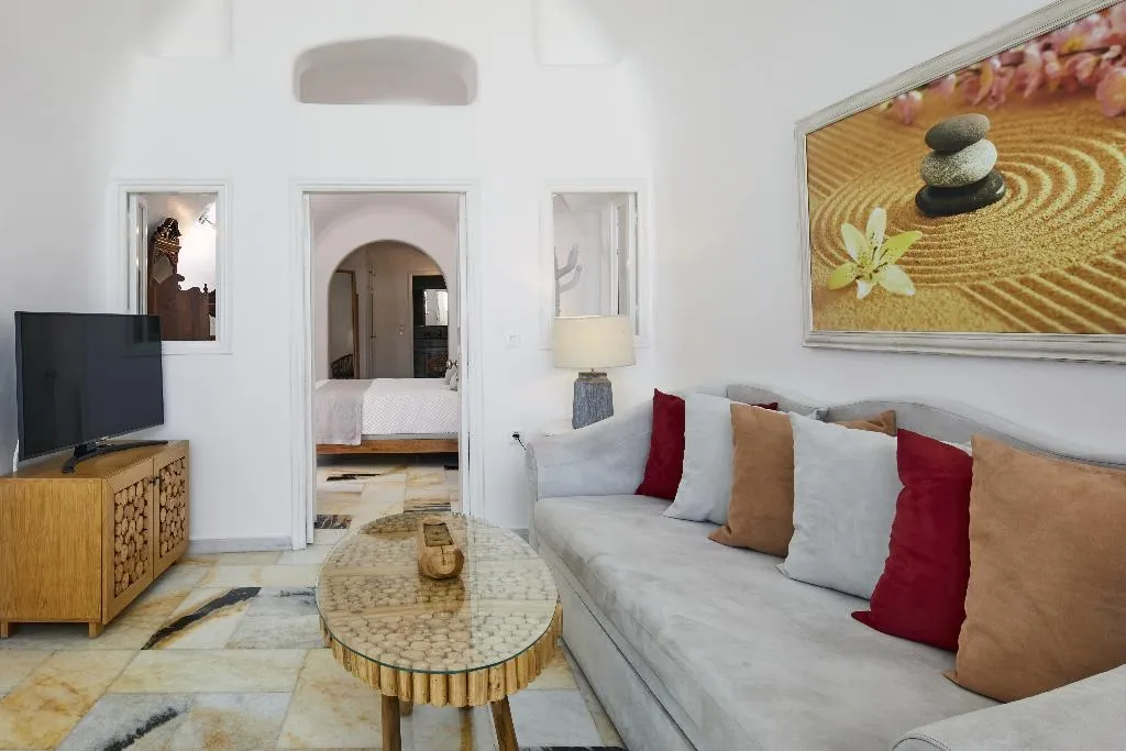 SUITE STANDARD Room, Iliovasilema Hotel & Suites, Santorini