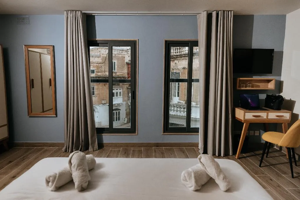Double or Twin SUPERIOR Room, Ta' Tereza In Manwel Dimech, Malta