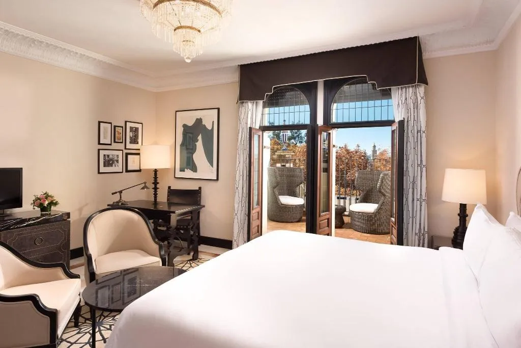 DOUBLE GRAND Room, Alfonso XIII, Seville