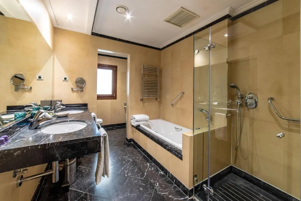 Room, Autograph Collection Eugenia de Montijo, Madrid