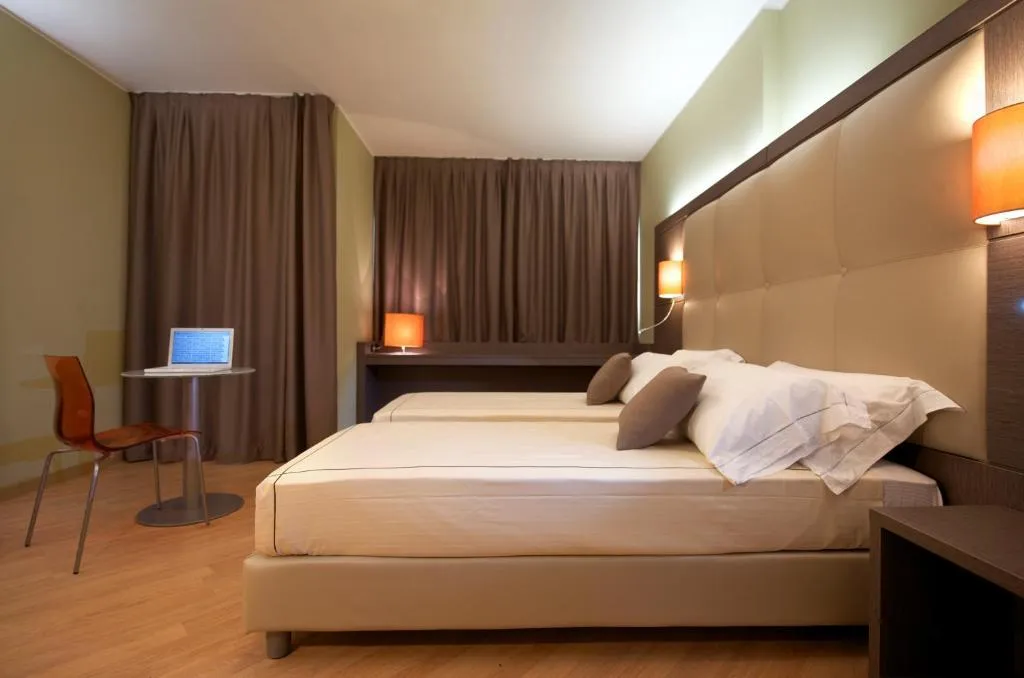 DOUBLE SINGLE USE SUPERIOR Room, Acca Palace, Milan