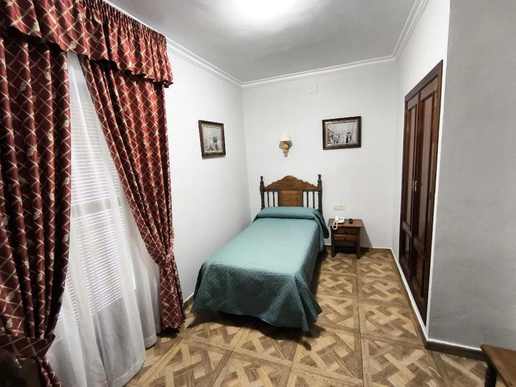 DOUBLE SINGLE USE STANDARD Room, Bellido, Andalucia