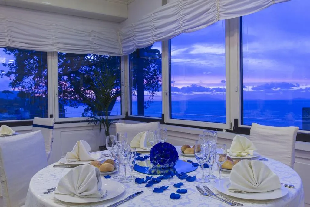 Restaurant, HR - Hotel & SPA, Naples
