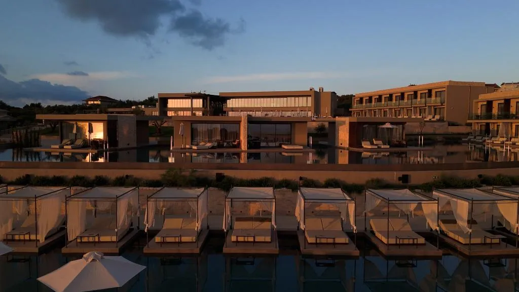 General view, King Jason Zante – Designed For Adults, Zante