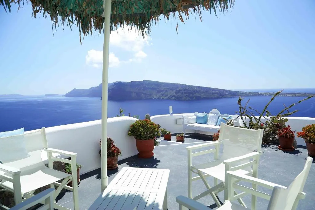 Room, Marizan Caves & Villas, Santorini, Santorini