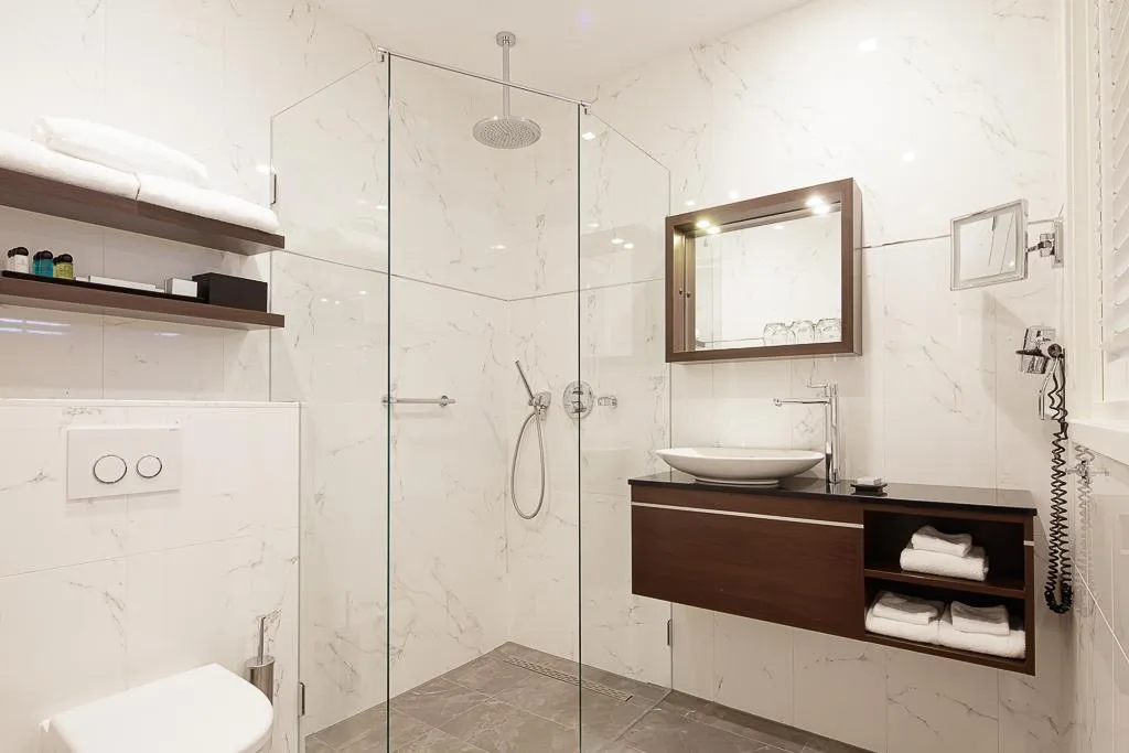 DOUBLE CANAL VIEW Room, Boutique Hotel Notting Hill, Amsterdam