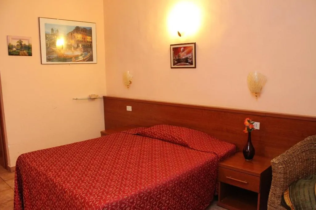 Room, B&B Millyhouse, Naples