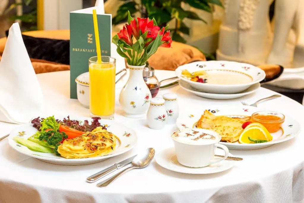 Restaurant, Hotel St Petersbourg, Tallinn