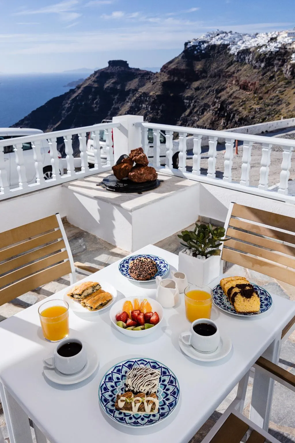 JUNIOR SUITE SEA VIEW WITH BALCONY Room, Nevma Suites, Santorini