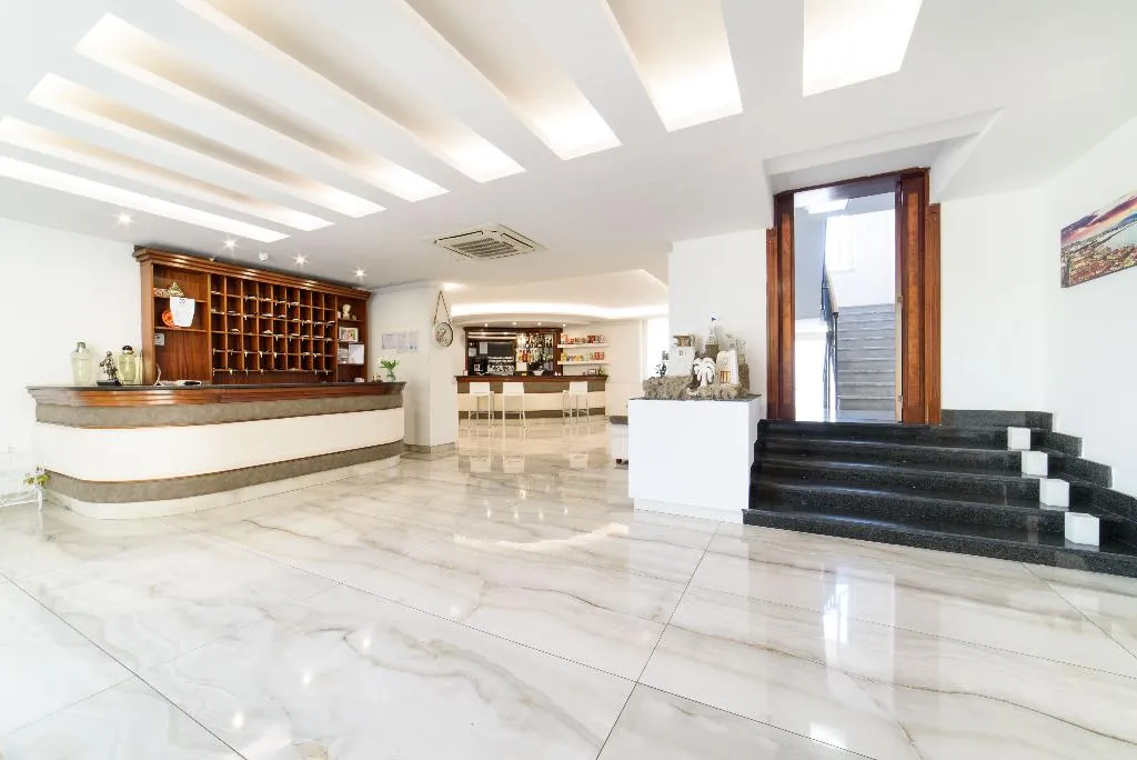 Lobby, Hotel La Mela, Naples
